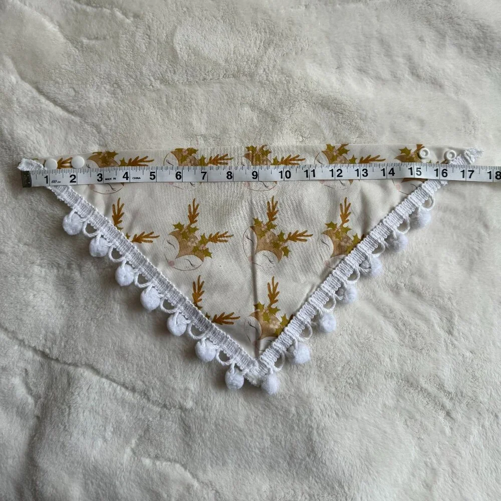 NWT Loic by Design Reindeer Babe Christmas Dog Bandana, White + Tan, Size M